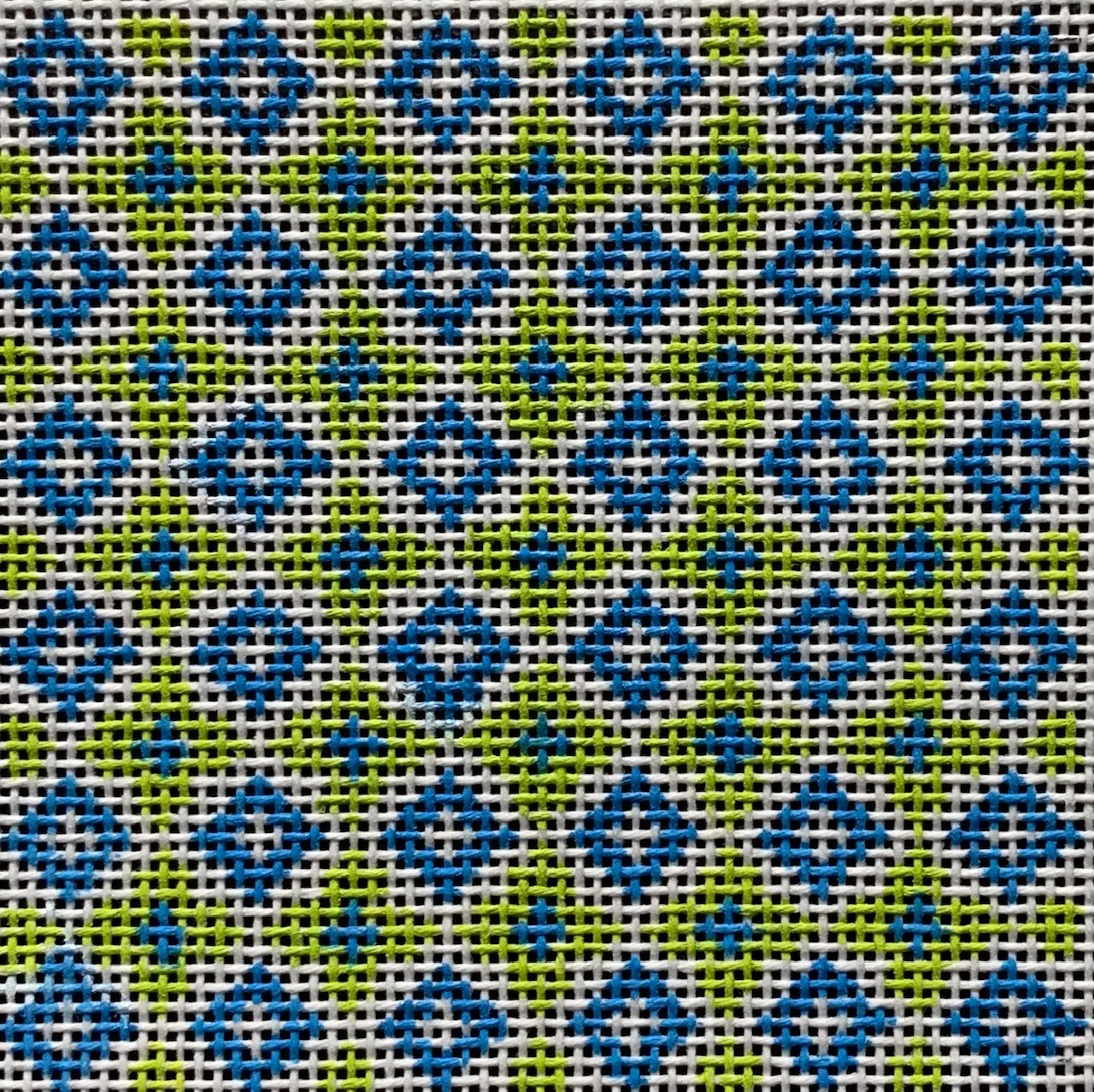 Vallerie Needlepoint Gallery – Double Diamonds Insert