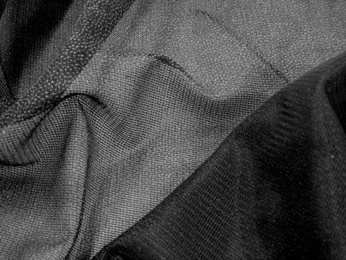 Wholesale Heat N Bond - 60" Fusible Tricot Medium Weight Interfacing - Black 25 yds.